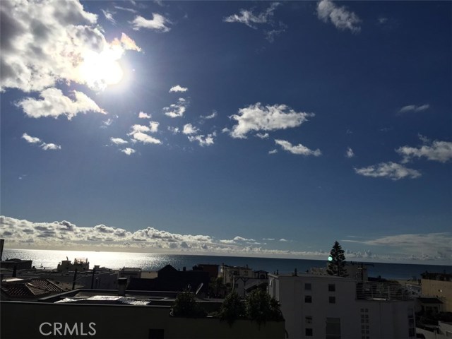 161 1st Court, Hermosa Beach, California 90254, 3 Bedrooms Bedrooms, ,3 BathroomsBathrooms,Residential,Sold,1st,SB18066739