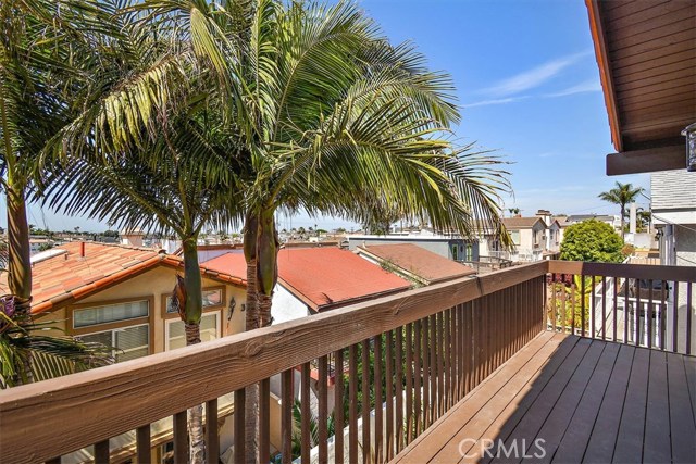 1627 Carlson Lane, Redondo Beach, California 90278, 3 Bedrooms Bedrooms, ,2 BathroomsBathrooms,Residential,Sold,Carlson,SB19160079