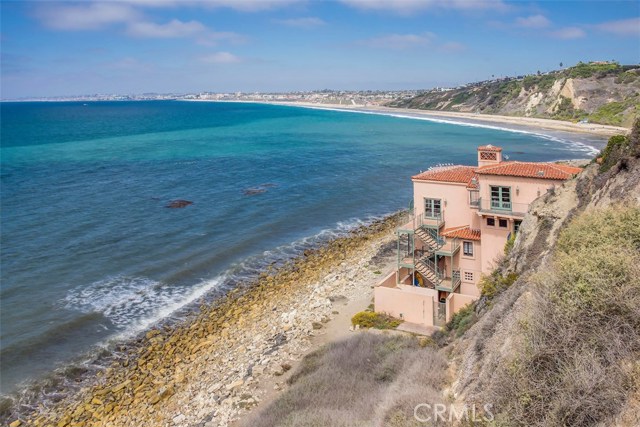 2525 Via Campesina, Palos Verdes Estates, California 90274, 2 Bedrooms Bedrooms, ,2 BathroomsBathrooms,Residential,Sold,Via Campesina,PV17138850