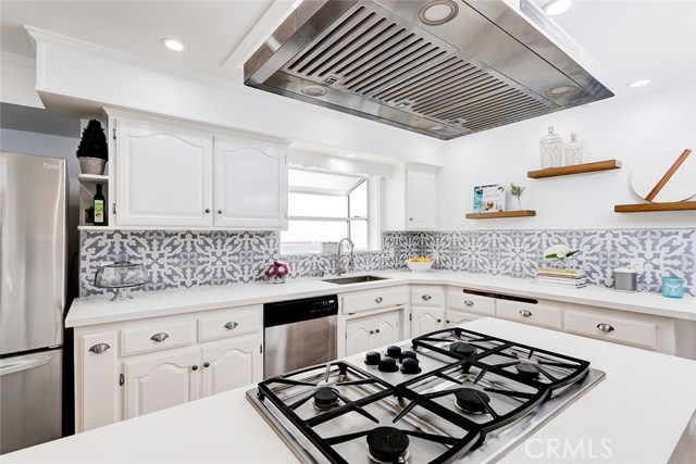 2101 Chestnut Avenue, Manhattan Beach, California 90266, 3 Bedrooms Bedrooms, ,2 BathroomsBathrooms,Residential,Sold,Chestnut,SB20213029