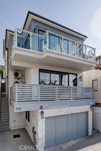 3516 Manhattan Avenue, Manhattan Beach, California 90266, 4 Bedrooms Bedrooms, ,3 BathroomsBathrooms,Residential,Sold,Manhattan,SB20011197