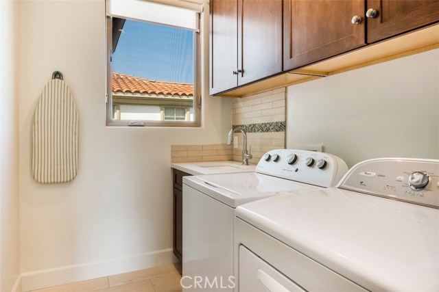 2006 Bataan Road, Redondo Beach, California 90278, 4 Bedrooms Bedrooms, ,2 BathroomsBathrooms,Residential,Sold,Bataan,PV18076568