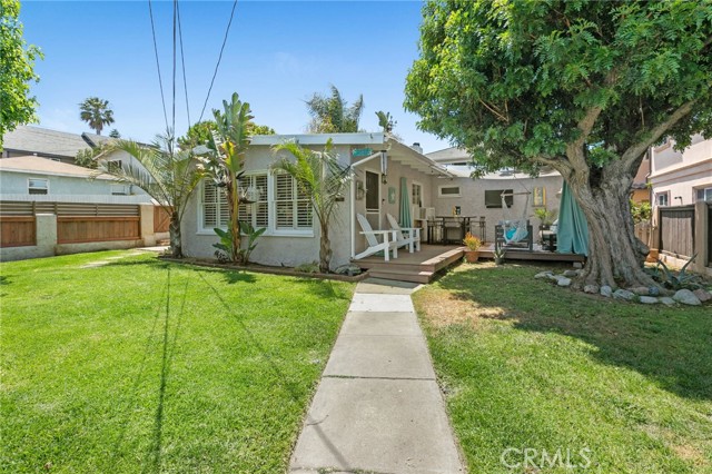 Downstairs unit walk way, yard, and patio decking