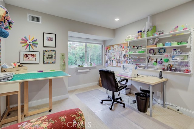 79 Aspen Way, Rolling Hills Estates, California 90274, 2 Bedrooms Bedrooms, ,2 BathroomsBathrooms,Residential,Sold,Aspen,SB18216474