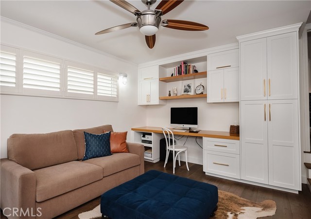 558 Rosecrans Avenue, Manhattan Beach, California 90266, 3 Bedrooms Bedrooms, ,3 BathroomsBathrooms,Residential,Sold,Rosecrans,SB20105712