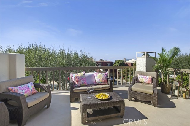 61 Cresta Verde Drive, Rolling Hills Estates, California 90274, 2 Bedrooms Bedrooms, ,1 BathroomBathrooms,Residential,Sold,Cresta Verde,SB20038834