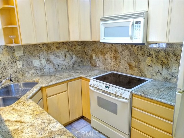 1843 Rhodes Street, Hermosa Beach, California 90254, 4 Bedrooms Bedrooms, ,3 BathroomsBathrooms,Residential,Sold,Rhodes,SB21027628