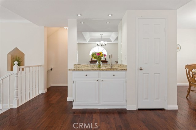 125 Lucia Avenue, Redondo Beach, California 90277, 3 Bedrooms Bedrooms, ,1 BathroomBathrooms,Residential,Sold,Lucia,SB20095543