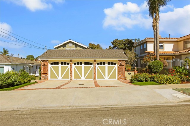 1315 8th Street, Manhattan Beach, California 90266, 4 Bedrooms Bedrooms, ,3 BathroomsBathrooms,Residential,Sold,8th,SB20213674