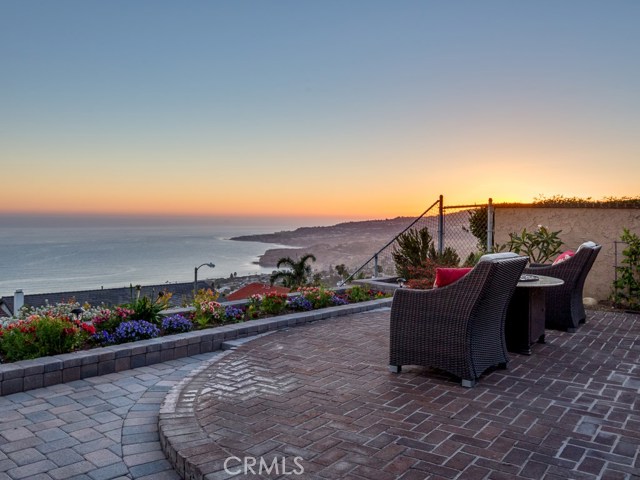 3410 Hightide Drive, Rancho Palos Verdes, California 90275, 4 Bedrooms Bedrooms, ,3 BathroomsBathrooms,Residential,Sold,Hightide,PV17150710