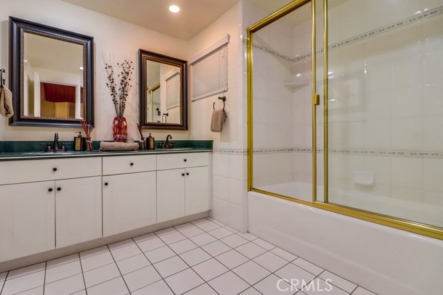 2122 Noble View Drive, Rancho Palos Verdes, California 90275, 3 Bedrooms Bedrooms, ,2 BathroomsBathrooms,Residential,Sold,Noble View,SB17154220