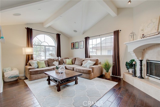 2513 Mathews Avenue, Redondo Beach, California 90278, 4 Bedrooms Bedrooms, ,3 BathroomsBathrooms,Residential,Sold,Mathews,SB20051919