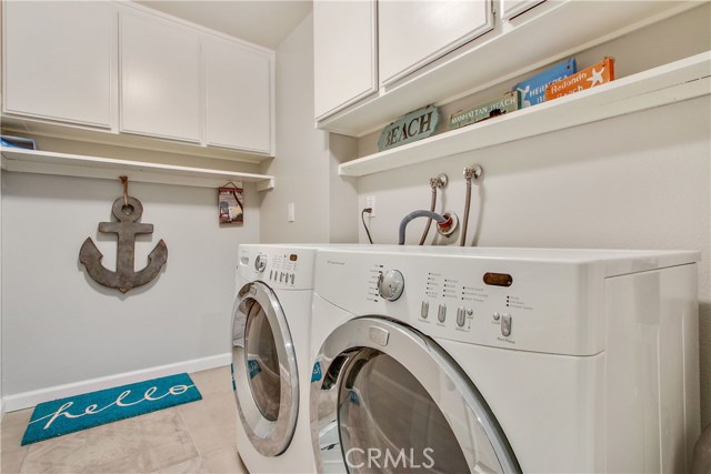 700 Esplanade, Redondo Beach, California 90277, 3 Bedrooms Bedrooms, ,2 BathroomsBathrooms,Residential,Sold,Esplanade,SB18014661