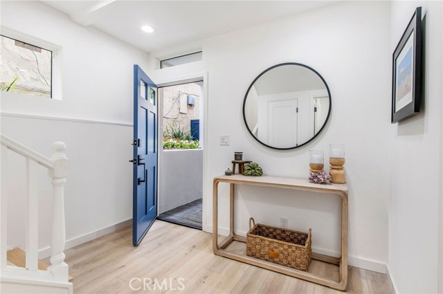 309 20th Place, Manhattan Beach, California 90266, 3 Bedrooms Bedrooms, ,1 BathroomBathrooms,Residential,Sold,20th,SB20217886