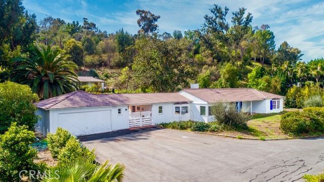 55 Saddleback Road, Rolling Hills, California 90274, 3 Bedrooms Bedrooms, ,2 BathroomsBathrooms,Residential,Sold,Saddleback,SB21054698