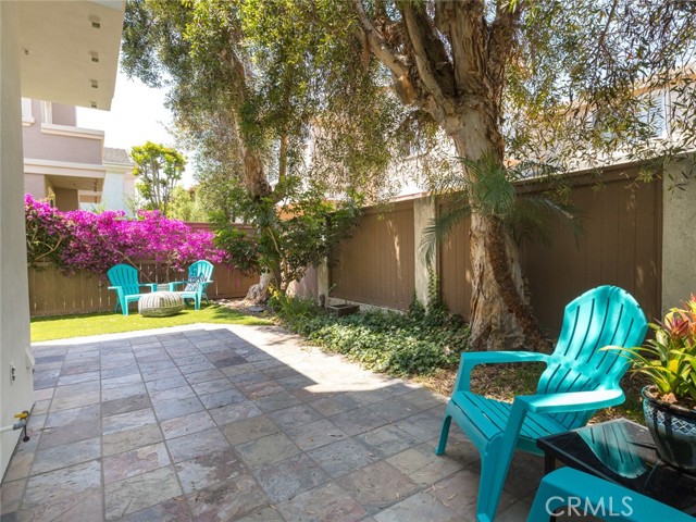 1111 Slauson Lane, Redondo Beach, California 90278, 4 Bedrooms Bedrooms, ,2 BathroomsBathrooms,Residential,Sold,Slauson,SB21124503