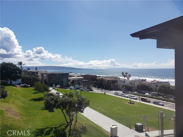 219 27th Street, Manhattan Beach, California 90266, ,Residential Income,Sold,27th,SB21135188