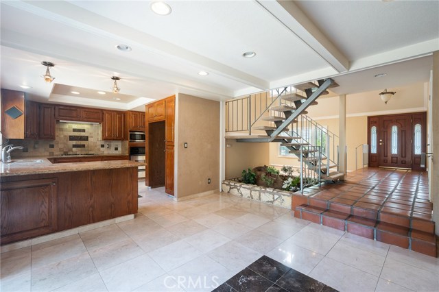 6125 Queenridge Drive, Rancho Palos Verdes, California 90275, 4 Bedrooms Bedrooms, ,3 BathroomsBathrooms,Residential,Sold,Queenridge,PV20176653
