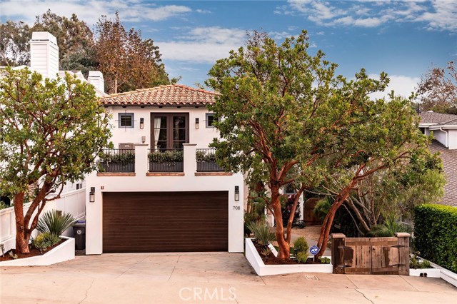 708 Marine Avenue, Manhattan Beach, California 90266, 4 Bedrooms Bedrooms, ,4 BathroomsBathrooms,Residential,Sold,Marine,SB20193991