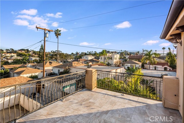 416 Sierra Vista Drive, Redondo Beach, California 90277, 3 Bedrooms Bedrooms, ,3 BathroomsBathrooms,Residential,Sold,Sierra Vista,PV18017239