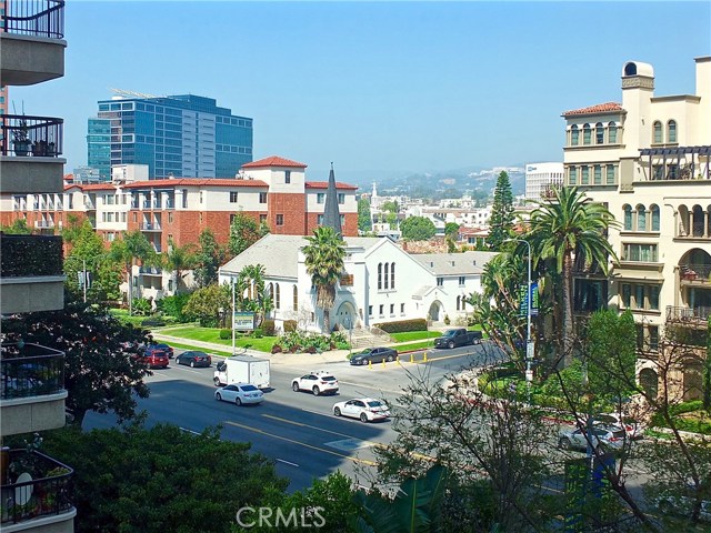 2 Bed Home for Sale in Westwood - Century City, California