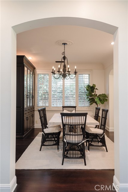 587 26th Street, Manhattan Beach, California 90266, 4 Bedrooms Bedrooms, ,3 BathroomsBathrooms,Residential,Sold,26th,SB21063366