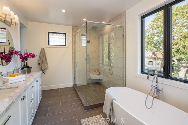 2400 John Street, Manhattan Beach, California 90266, 5 Bedrooms Bedrooms, ,2 BathroomsBathrooms,Residential,Sold,John,SB19208383