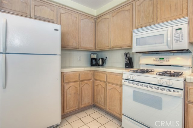 128 Broadway, Redondo Beach, California 90277, 3 Bedrooms Bedrooms, ,2 BathroomsBathrooms,Residential,Sold,Broadway,SB18062496