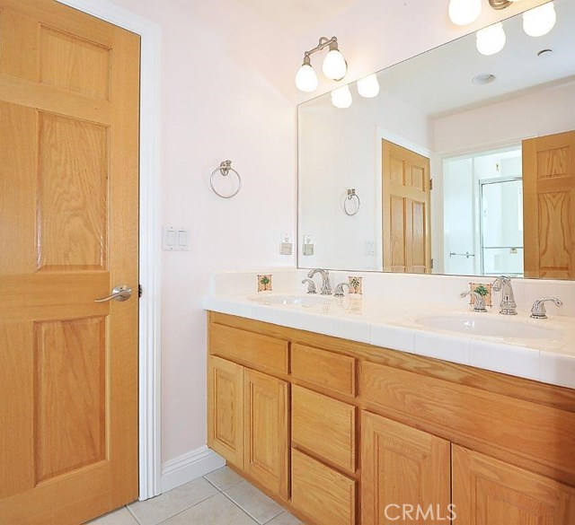 521 Irena Avenue, Redondo Beach, California 90277, 5 Bedrooms Bedrooms, ,3 BathroomsBathrooms,Residential,Sold,Irena,SB19053298