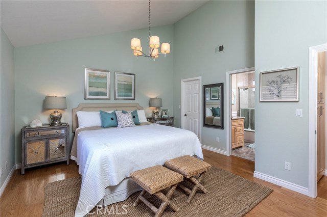 211 Helberta Avenue, Redondo Beach, California 90277, 2 Bedrooms Bedrooms, ,2 BathroomsBathrooms,Residential,Sold,Helberta,RS18145778