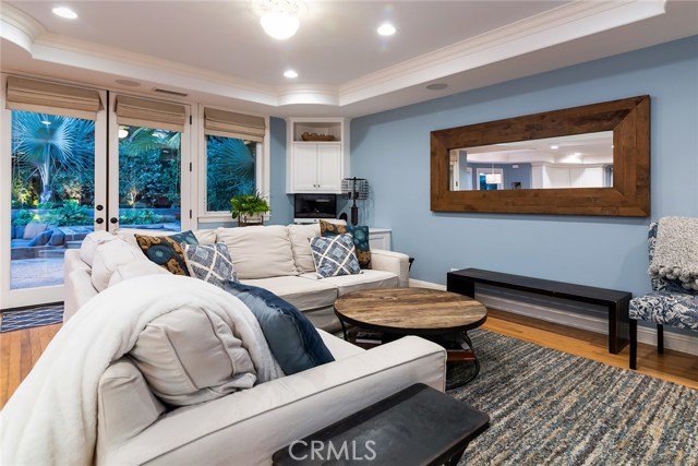 591 26th Street, Manhattan Beach, California 90266, 5 Bedrooms Bedrooms, ,3 BathroomsBathrooms,Residential,Sold,26th,SB20016048