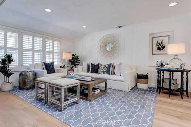 2101 Chestnut Avenue, Manhattan Beach, California 90266, 3 Bedrooms Bedrooms, ,2 BathroomsBathrooms,Residential,Sold,Chestnut,SB20213029