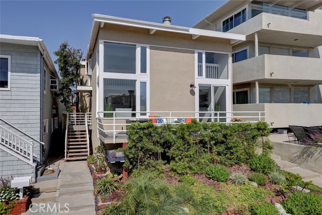 323 29th Street, Manhattan Beach, California 90266, ,Residential Income,Sold,29th,SB19246762