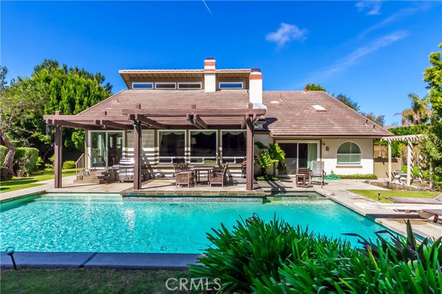 34 Horseshoe Lane, Rolling Hills Estates, California 90274, 4 Bedrooms Bedrooms, ,4 BathroomsBathrooms,Residential,Sold,Horseshoe,SB18061448