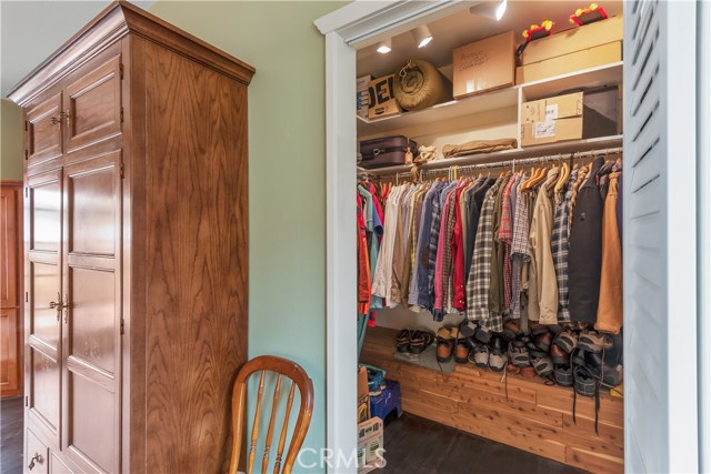 595 31st Street, Manhattan Beach, California 90266, 4 Bedrooms Bedrooms, ,1 BathroomBathrooms,Residential,Sold,31st,SB20193425