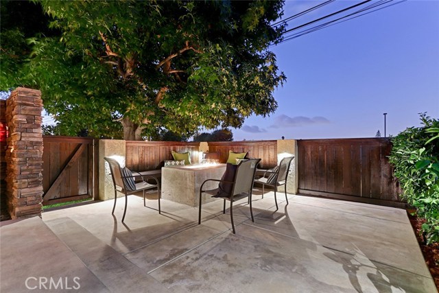 1818 Spreckels Lane, Redondo Beach, California 90278, 4 Bedrooms Bedrooms, ,3 BathroomsBathrooms,Residential,Sold,Spreckels,SB17228588