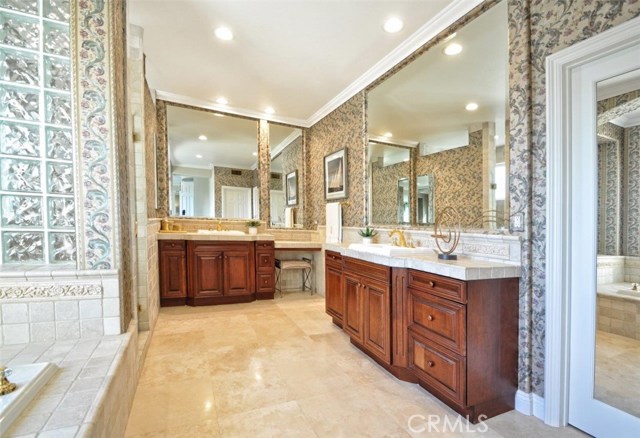 22 Sail View Avenue, Rancho Palos Verdes, California 90275, 4 Bedrooms Bedrooms, ,4 BathroomsBathrooms,Residential,Sold,Sail View,SB17281288