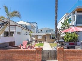 47 6th (aka 42 7th Court) Street, Hermosa Beach, California 90254, 5 Bedrooms Bedrooms, ,3 BathroomsBathrooms,Residential,Sold,6th (aka 42 7th Court),SB20218738