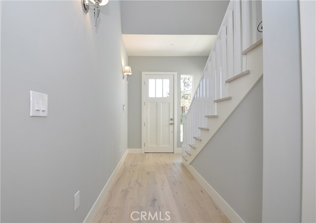 118 Irena Avenue, Redondo Beach, California 90277, 3 Bedrooms Bedrooms, ,2 BathroomsBathrooms,Residential,Sold,Irena,SB18141558