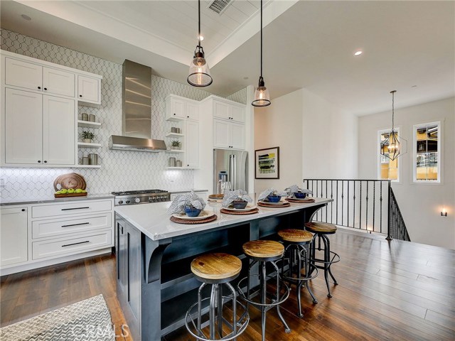 1919 Gates, Redondo Beach, California 90278, 4 Bedrooms Bedrooms, ,3 BathroomsBathrooms,Residential,Sold,Gates,SB19209631