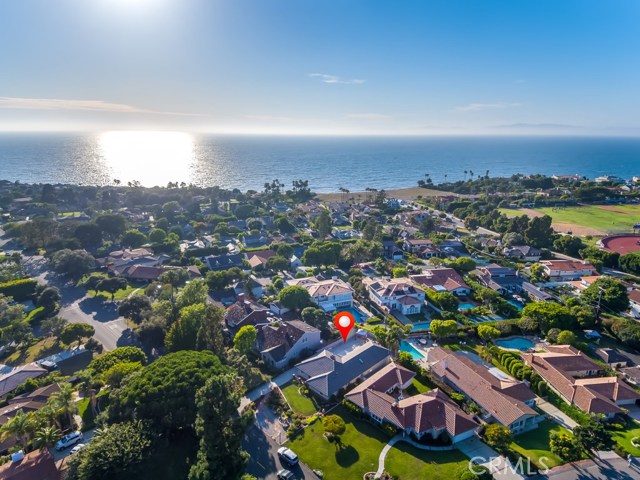 613 Yarmouth Road, Palos Verdes Estates, California 90274, 3 Bedrooms Bedrooms, ,1 BathroomBathrooms,Residential,Sold,Yarmouth,SB19091536