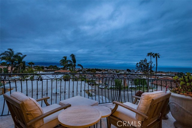 612 John Street, Manhattan Beach, California 90266, 6 Bedrooms Bedrooms, ,3 BathroomsBathrooms,Residential,Sold,John,SB18128265