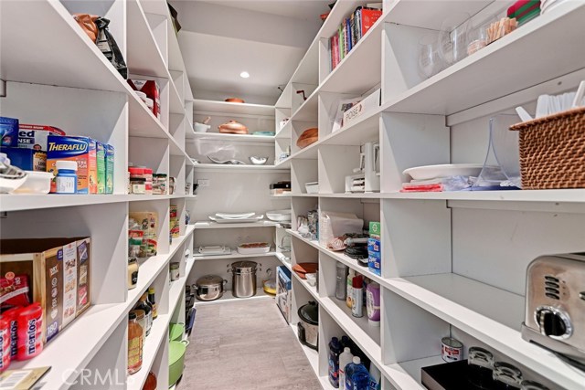 1818 Spreckels Lane, Redondo Beach, California 90278, 4 Bedrooms Bedrooms, ,3 BathroomsBathrooms,Residential,Sold,Spreckels,SB17228588