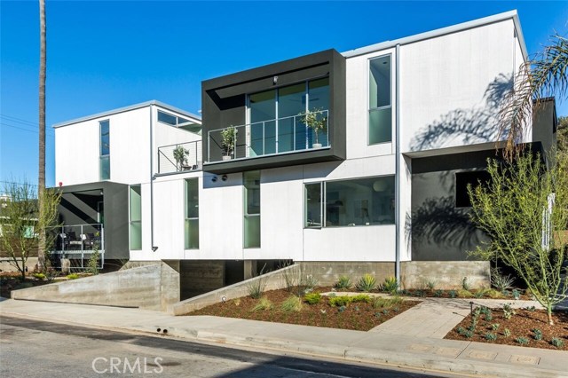 1152 Rowell Avenue, Manhattan Beach, California 90266, 3 Bedrooms Bedrooms, ,2 BathroomsBathrooms,Residential,Sold,Rowell,SB17066274