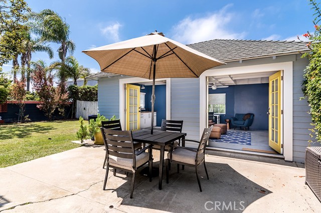 1563 Golden Avenue, Hermosa Beach, California 90254, 3 Bedrooms Bedrooms, ,2 BathroomsBathrooms,Residential,Sold,Golden,SB17164087