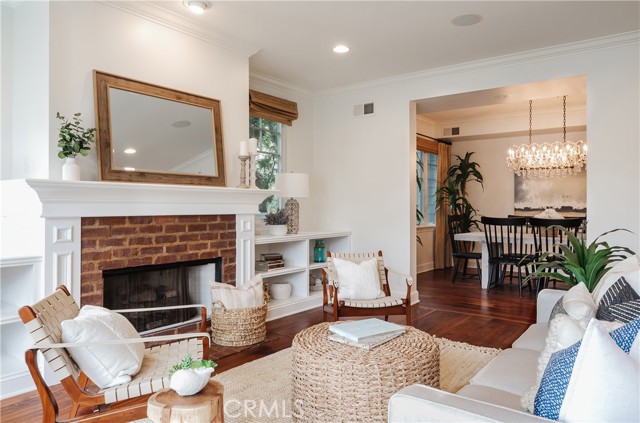 653 36th Street, Manhattan Beach, California 90266, 5 Bedrooms Bedrooms, ,5 BathroomsBathrooms,Residential,Sold,36th,SB21097306