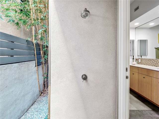 448 31st Street, Manhattan Beach, California 90266, 3 Bedrooms Bedrooms, ,2 BathroomsBathrooms,Residential,Sold,31st,SB20192689