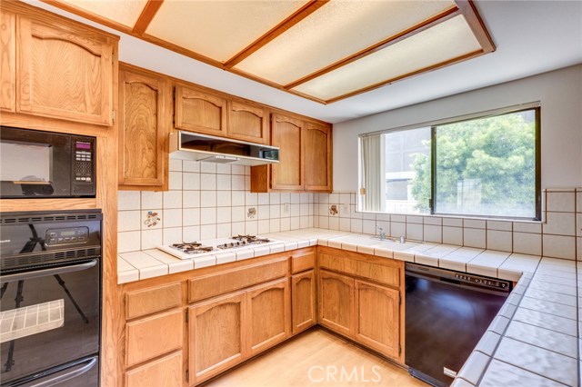 2301 Marshallfield Lane, Redondo Beach, California 90278, 3 Bedrooms Bedrooms, ,2 BathroomsBathrooms,Residential,Sold,Marshallfield,SB18224304
