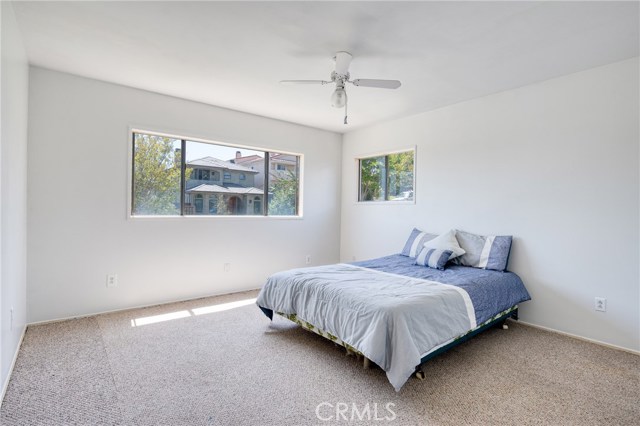 3rd Bedroom (upstairs) 14'X14'