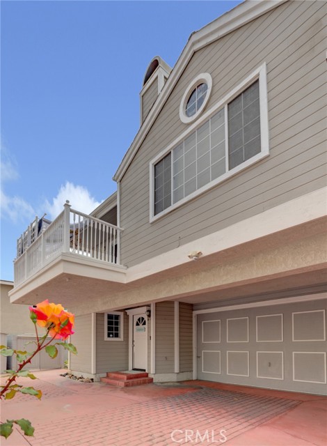 2612 Gates Avenue, Redondo Beach, California 90278, 2 Bedrooms Bedrooms, ,2 BathroomsBathrooms,Residential,Sold,Gates,SB21119373